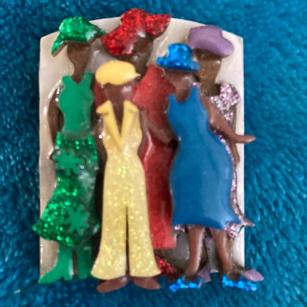 Lucinda Woman pin